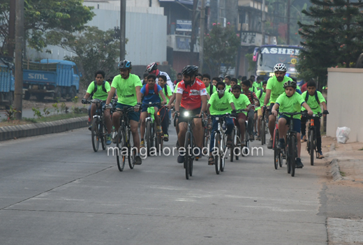 Cycle Rally
